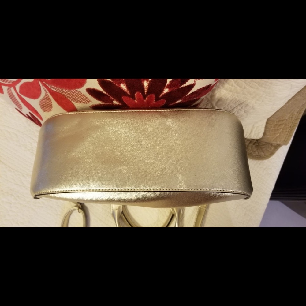 Metallic Gold Purse - Picture 8 of 8